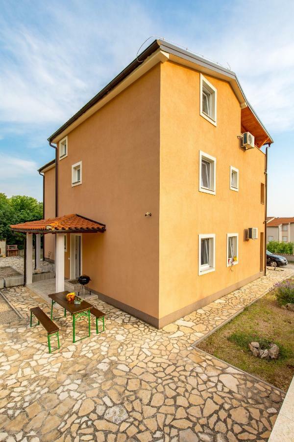 Julija Apartment Драмал Екстериор снимка