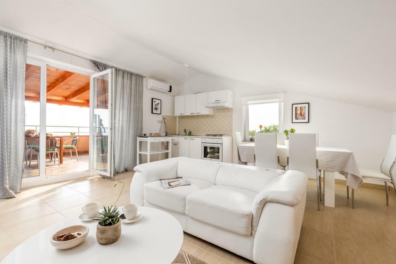 Julija Apartment Драмал Екстериор снимка